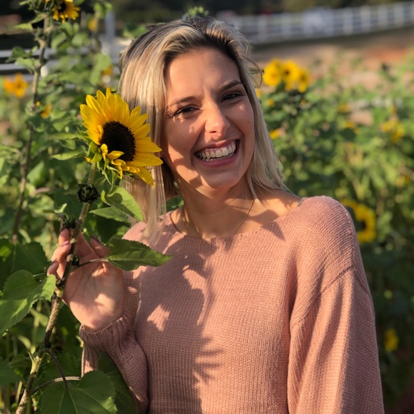 All About Your Posher, Kinsey! - Picture 2 of 4